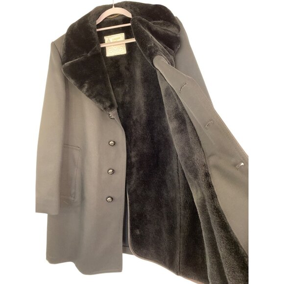 London Fog Mens Black Wool Blend Over Coat Faux Fur Collar Size 38S RJ10624 - Picture 6 of 9